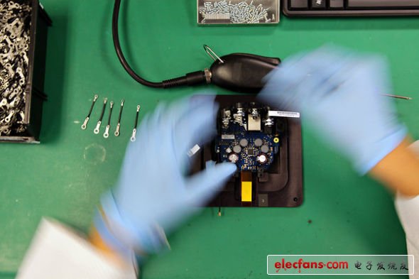 谷歌Nexus Q的設計和制造業(yè)務全部在美國本土完成