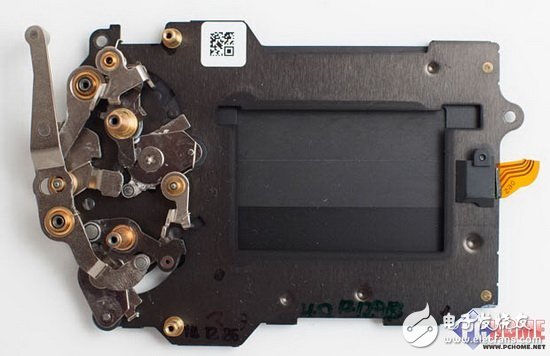 單反壞了怎么辦？拆！拆解尼康D700