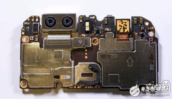 榮耀V9拆機(jī)圖簡(jiǎn)潔而復(fù)雜的手機(jī)